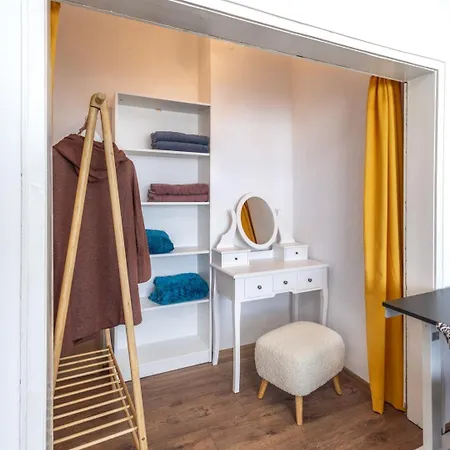 Cozy 2br By The Sea Garden Apartment Varna